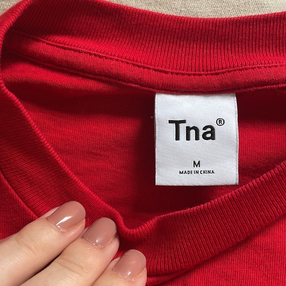 ARITZIA cropped long sleeve tee M - Picture 2 of 4